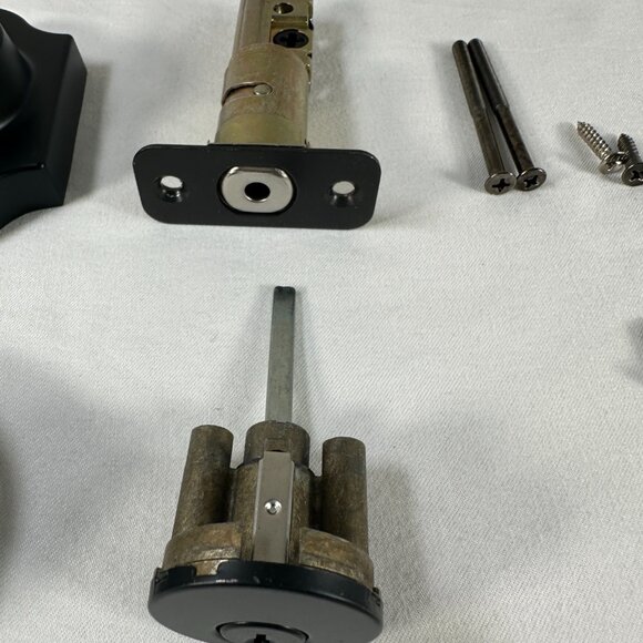 Amazon Basics Single Cylinder Deadbolt Grade-3 Security Door Lock Missing Parts - Picture 5 of 11